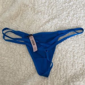 V string new with tags